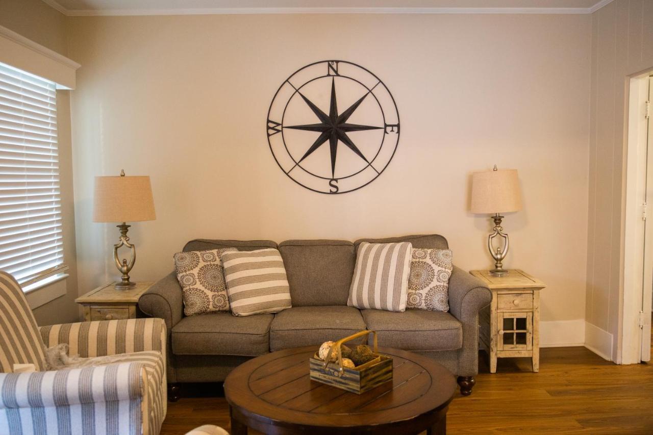 Providence Manor House Bed & Breakfast Bed & Breakfast *